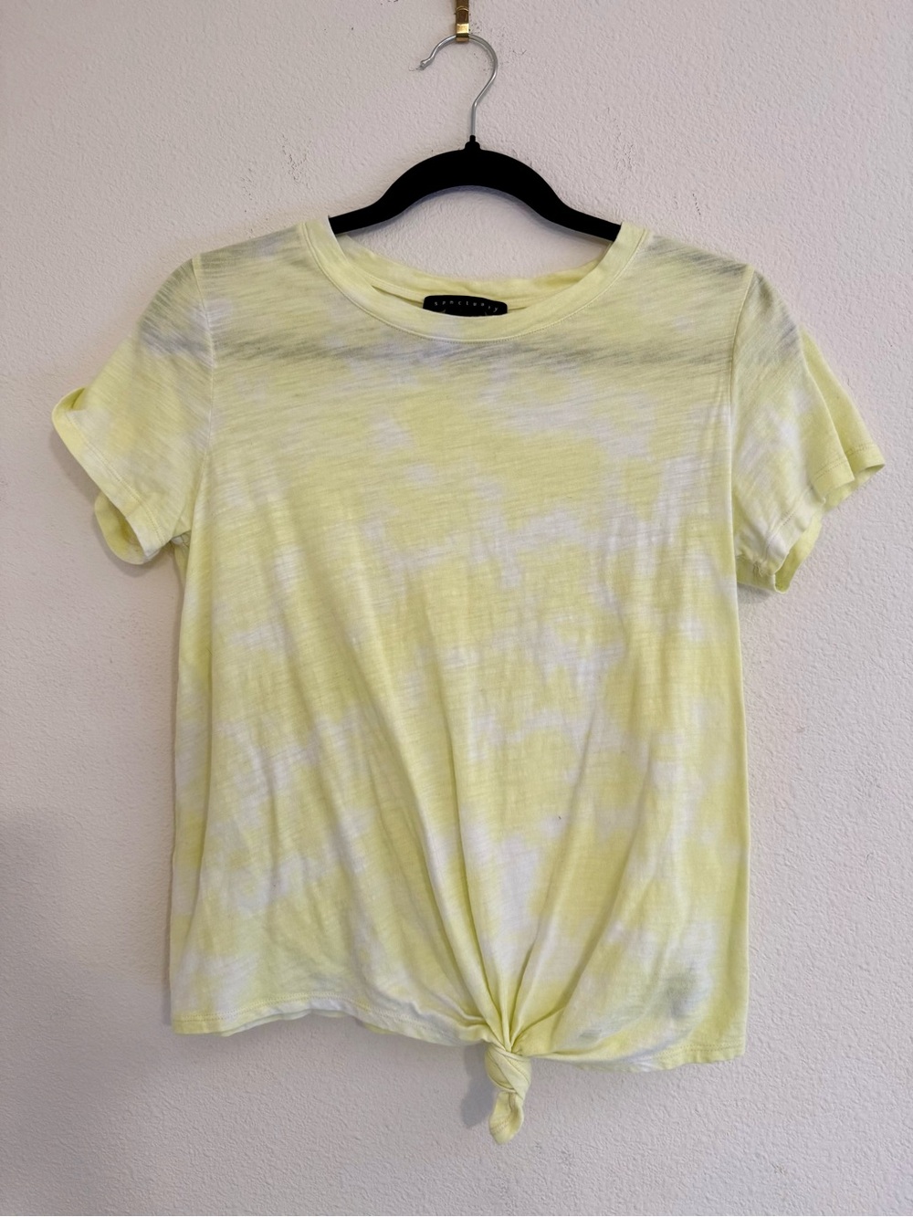 Sanctuary Yellow Tie-Dye Front Knot Short Sleeve Tee SizeS